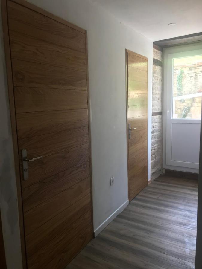 Chez Zoiseau Et Zoiseautte Bed & Breakfast Chassigny ภายนอก รูปภาพ