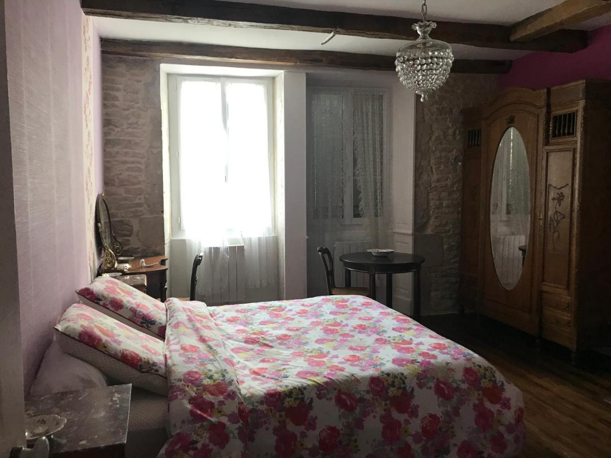 Chez Zoiseau Et Zoiseautte Bed & Breakfast Chassigny ภายนอก รูปภาพ