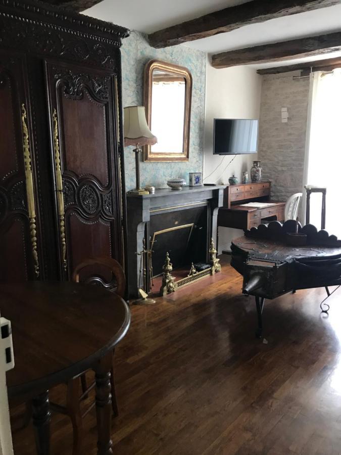 Chez Zoiseau Et Zoiseautte Bed & Breakfast Chassigny ภายนอก รูปภาพ